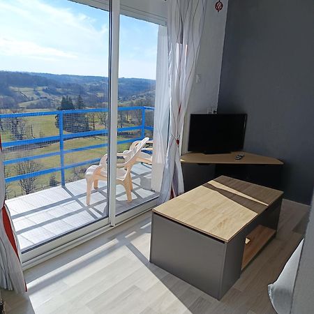 Appartamento Bellevue La Tour-dʼAuvergne Esterno foto