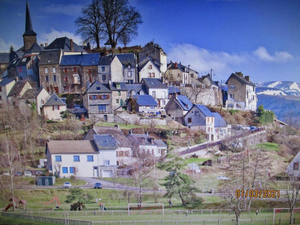 Appartamento Bellevue La Tour-dʼAuvergne Esterno foto