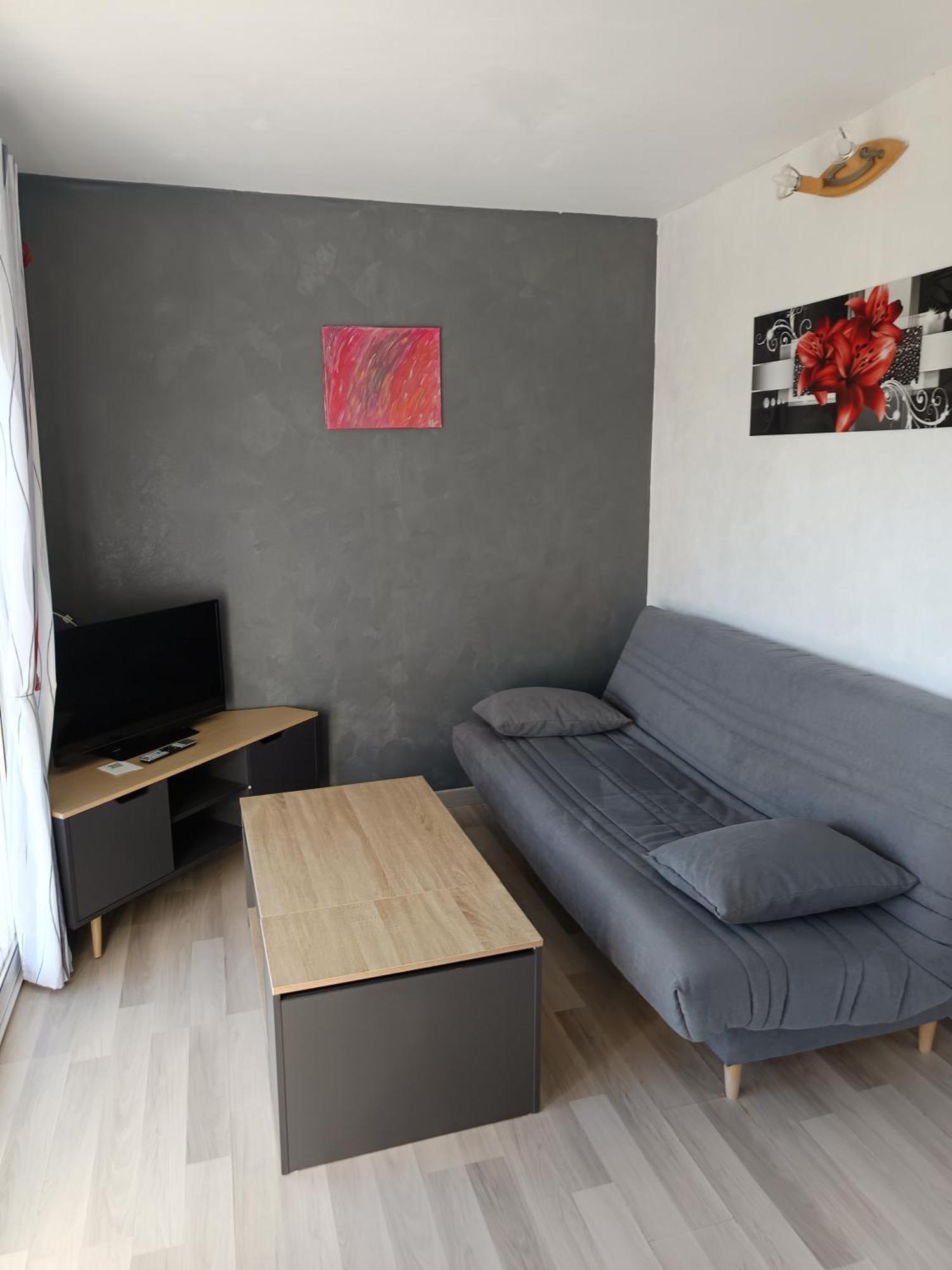 Appartamento Bellevue La Tour-dʼAuvergne Esterno foto